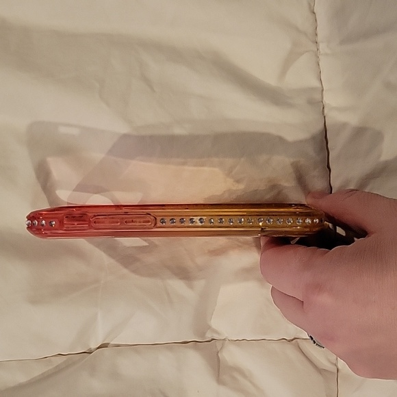 IPhone 12 mini case, clear pink with flowing sparkles - Picture 2 of 4